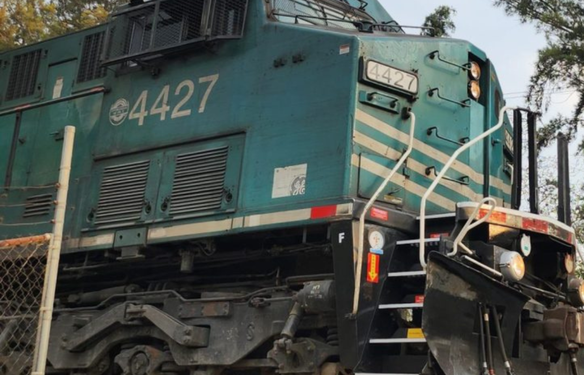 Fuerzas Armadas toman tramo de Ferrosur de Grupo México por decreto de AMLO