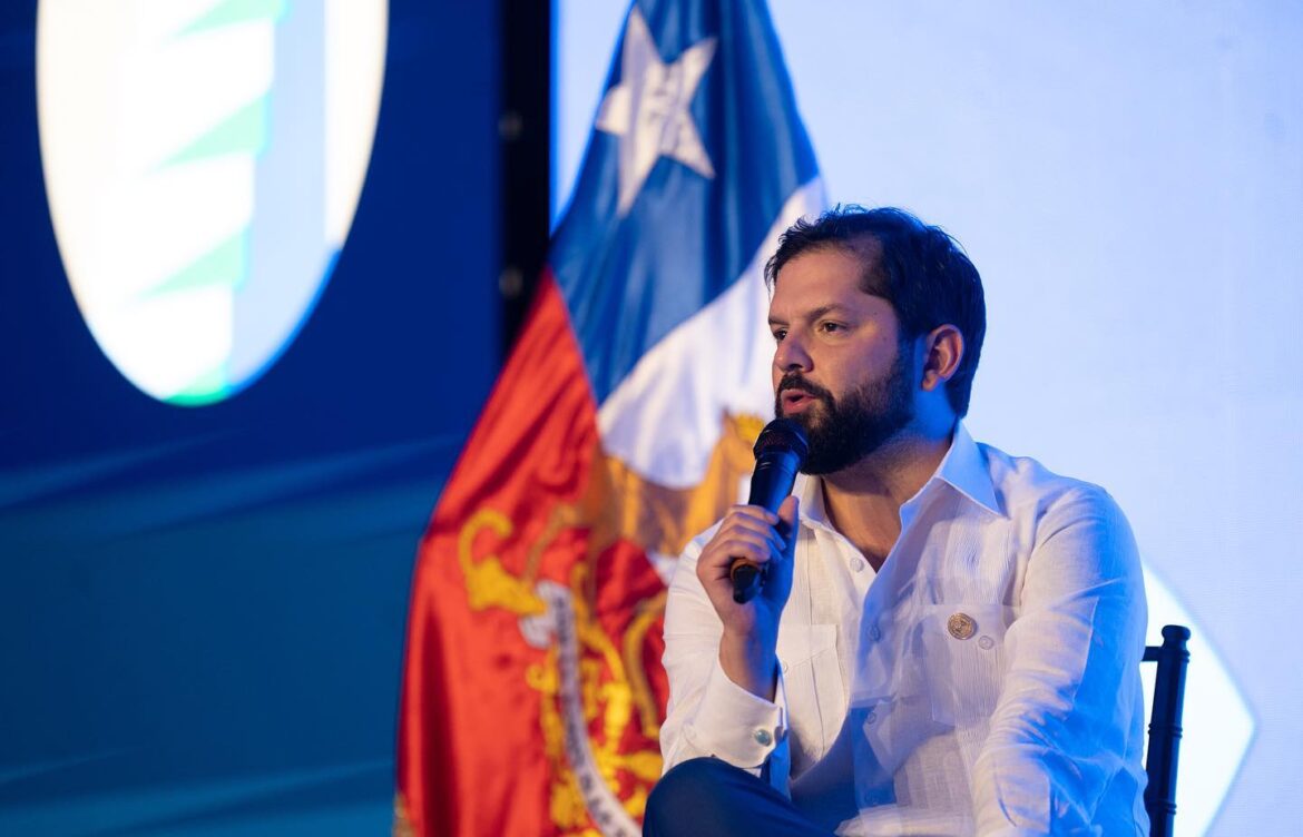 Pinochet “fue un dictador, corrupto y ladrón. Estadista, jamás”: Gabriel Boric