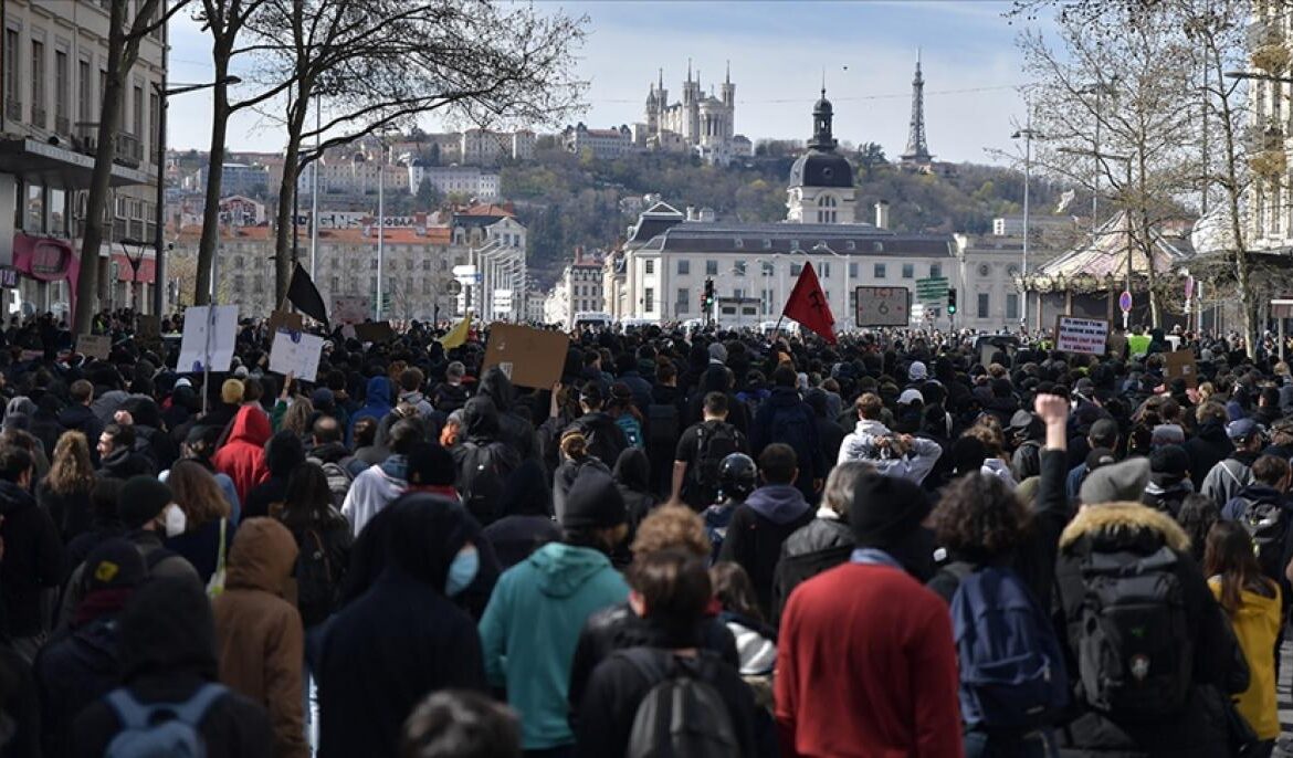 Vigilarán nueva jornada de protestas en Francia 