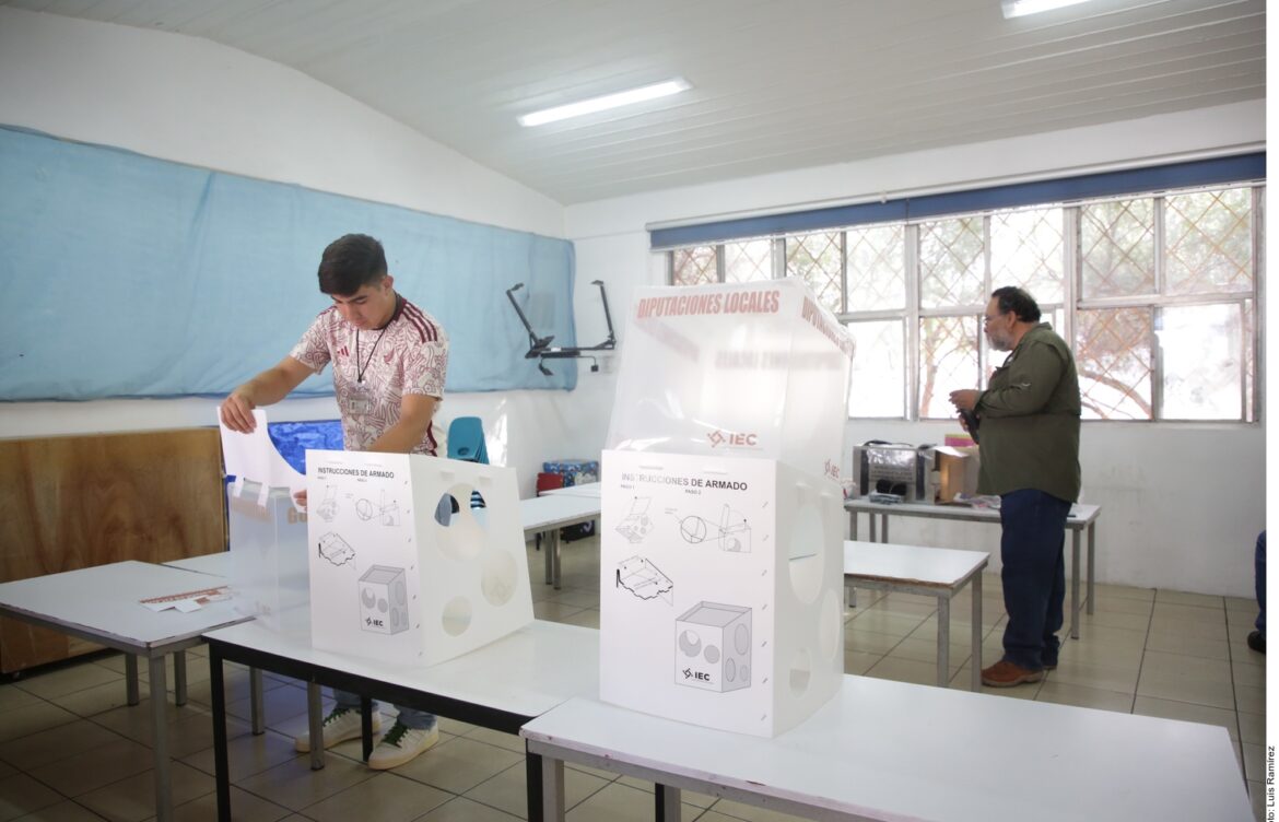 Abren casillas en Coahuila y comienza el voto 