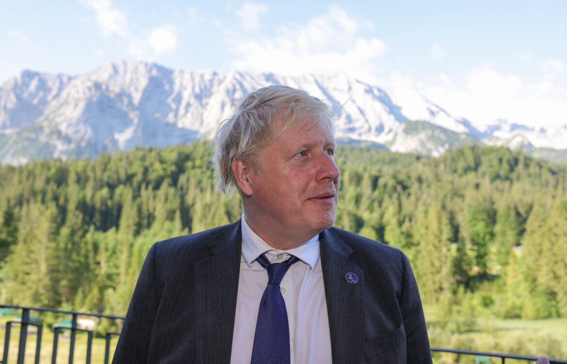 Ministro pide que comité siga investigando si Boris Johnson mintió sobre el “partygate”