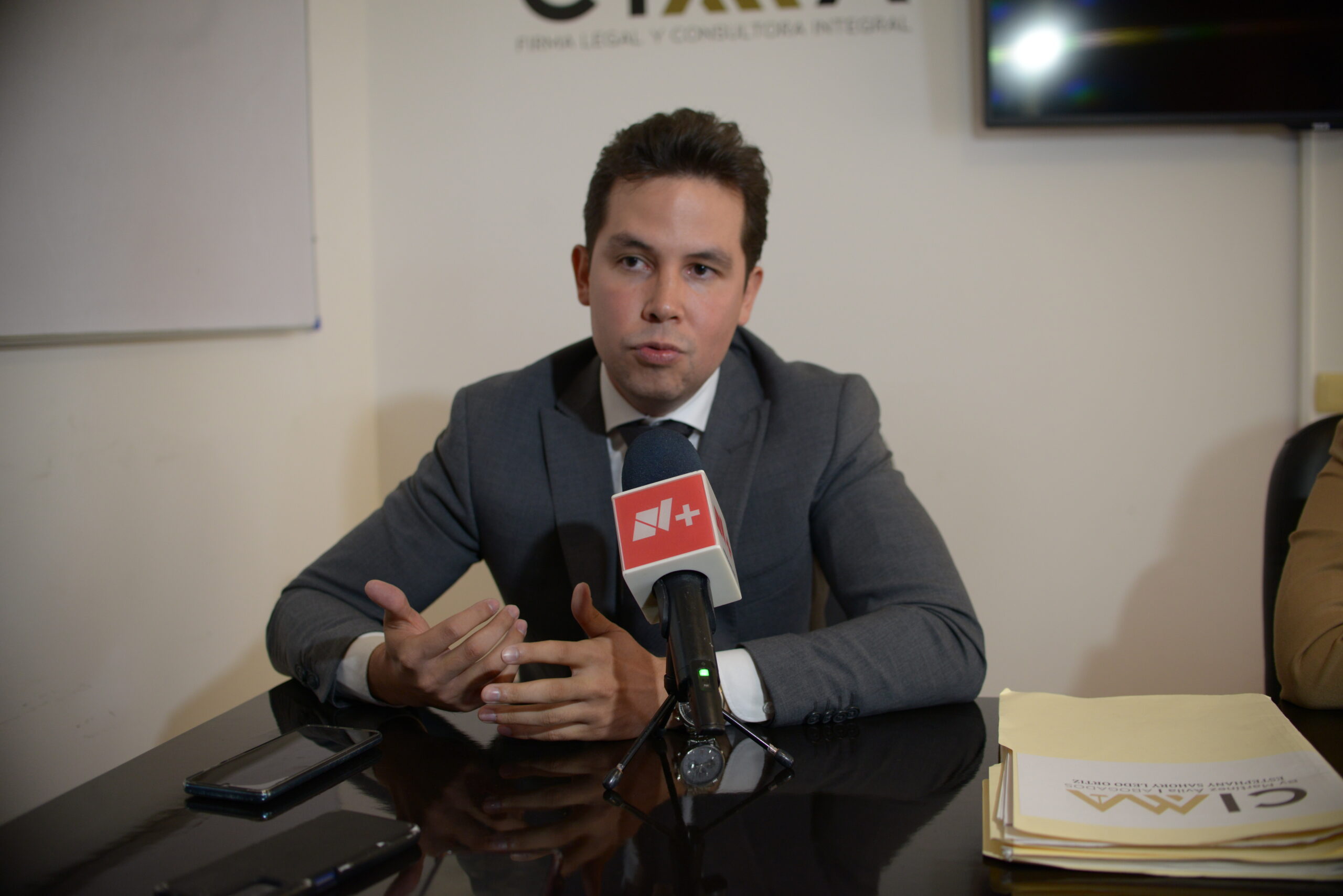 Denuncian por lesiones a falso cirujano plástico, Fiscalía es omisa y permite que siga operando