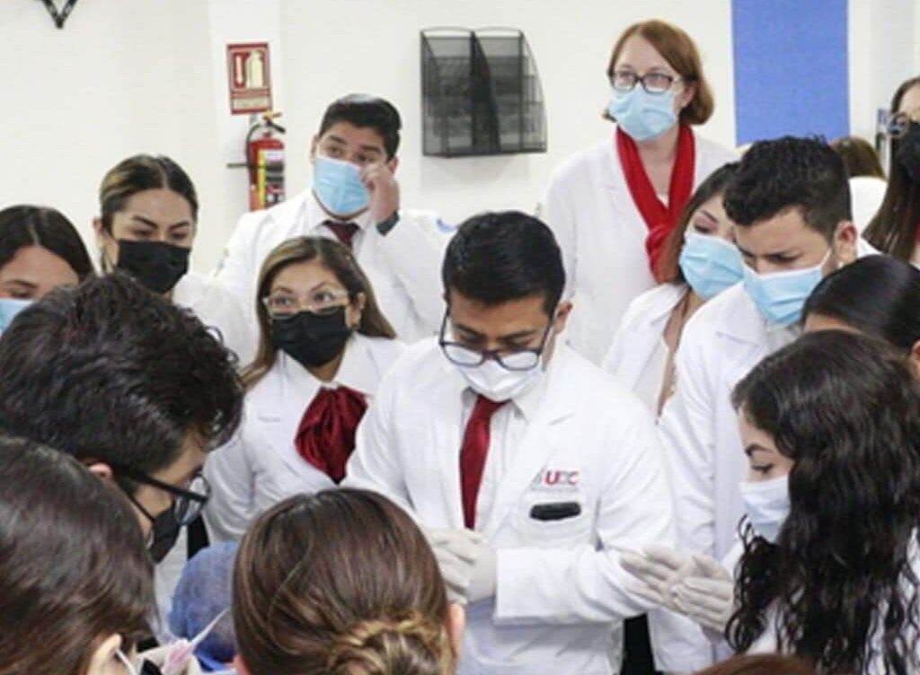 Cofepris detecta falsas maestrías en cirugía estética en el estado de Veracruz