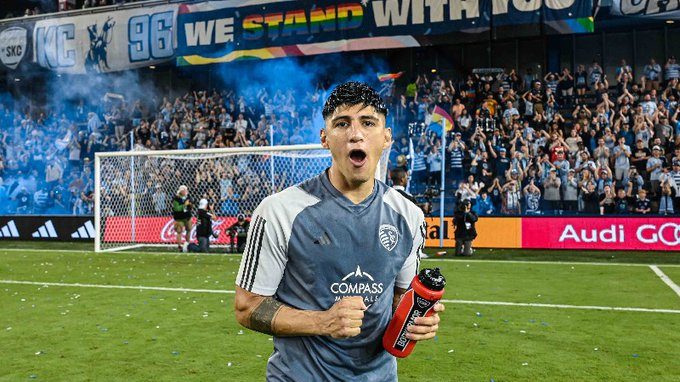 Alan Pulido es elegido el mejor jugador de la semana en la MLS, gracias a su actuación con el Sporting