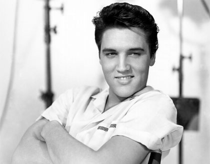 Elvis Presley se habría suicidado según su hermanastro