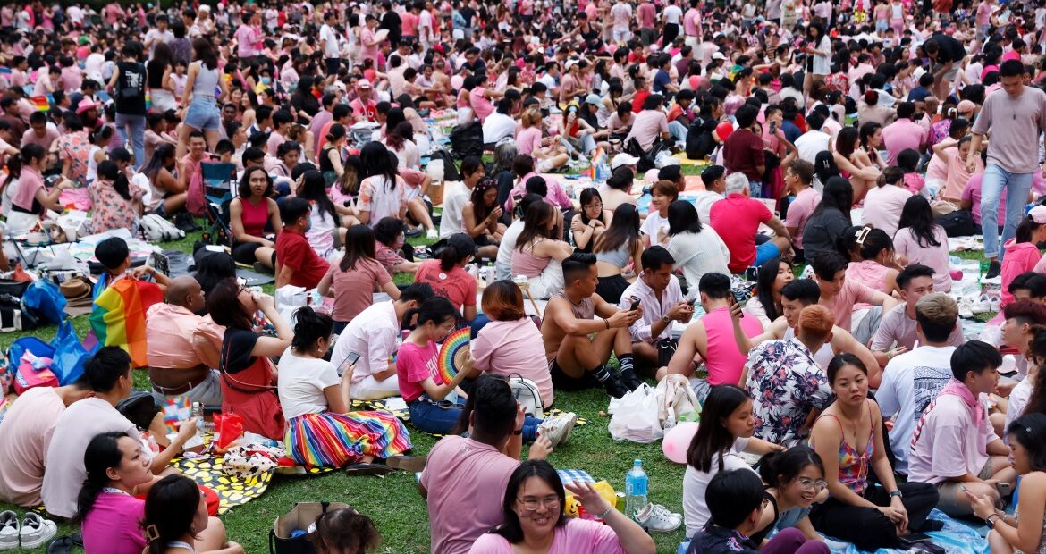Singapur celebra su primer Día del Orgullo LGBT+