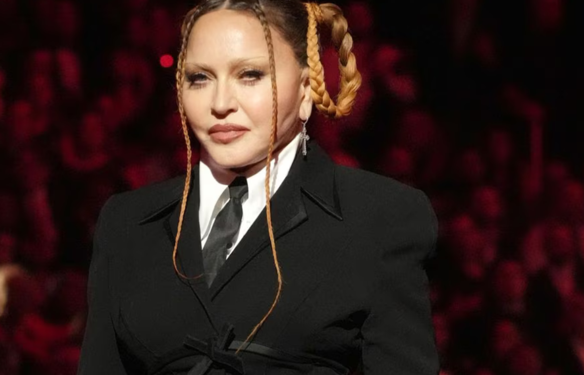 Madonna, ingresada en la UCI por una infección, suspende su gira mundial