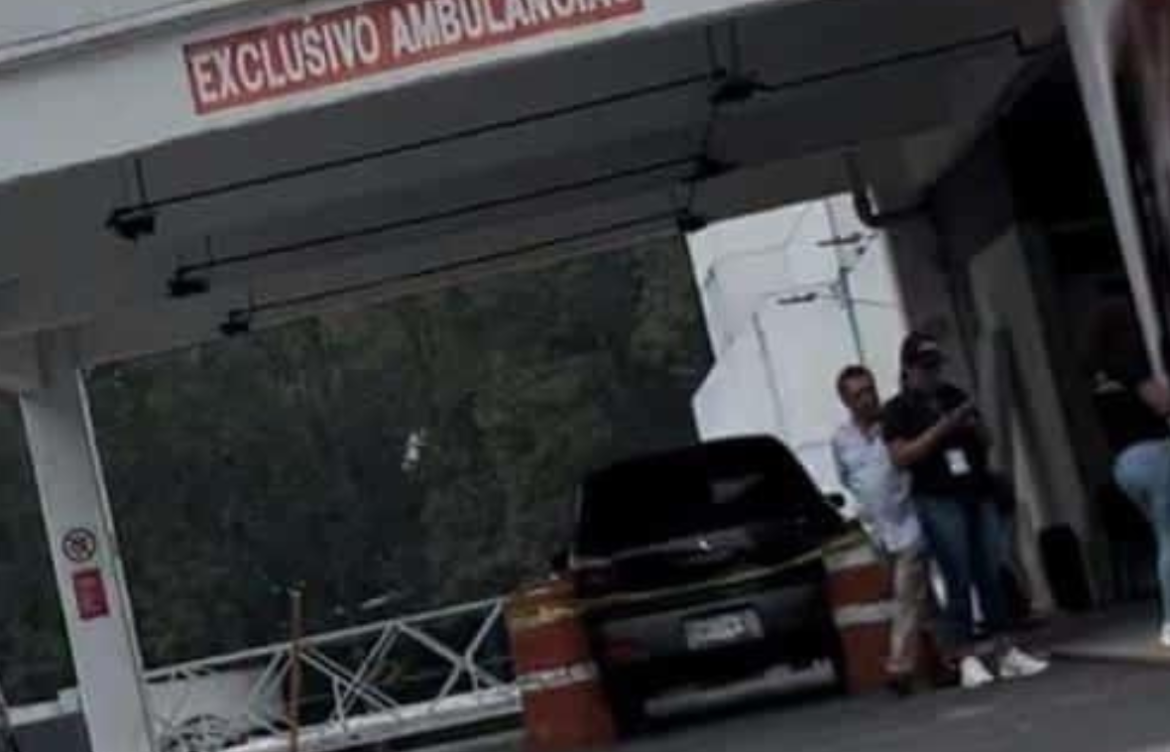 Le niegan atención y pierde la vida en la entrada de Urgencias del CAE, en Xalapa