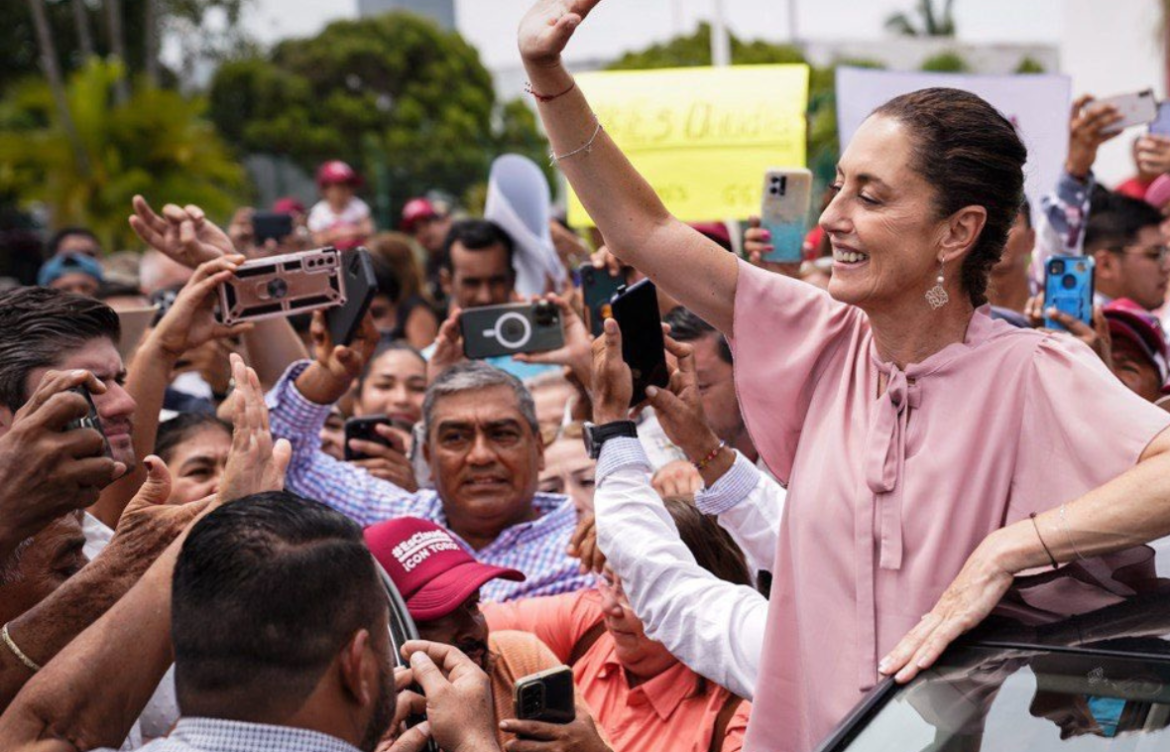 Sheinbaum se reune con mujeres en Yucatán