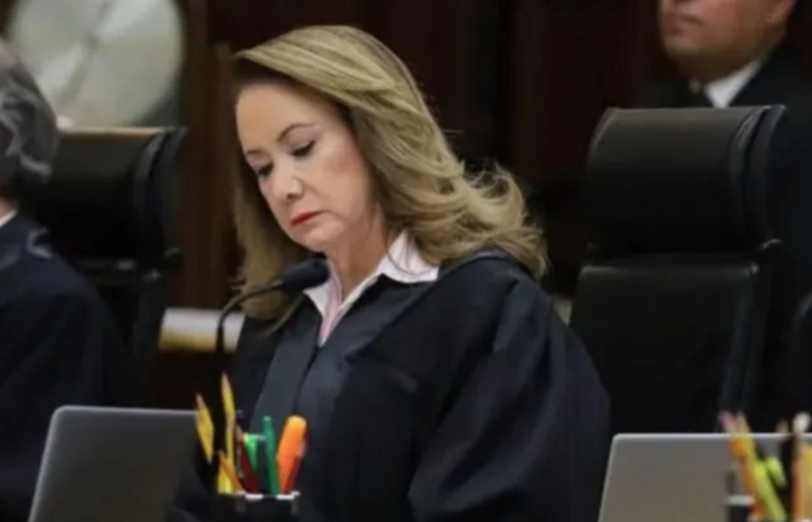 Comité de Ética de la UNAM concluyó estudio del caso de plagio de la ministra Esquivel y está preparado para emitir un dictamen
