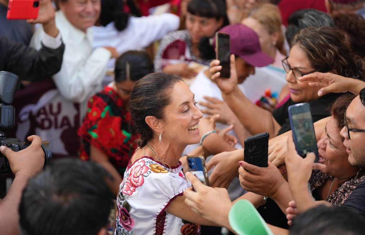 Frente Amplio representa oscuridad y pasado, dice Sheinbaum