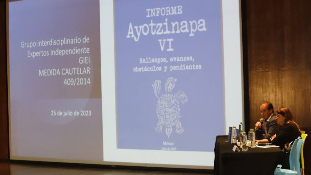 AMLO agradece a GIEI y asegura que resolverá el caso Ayotzinapa