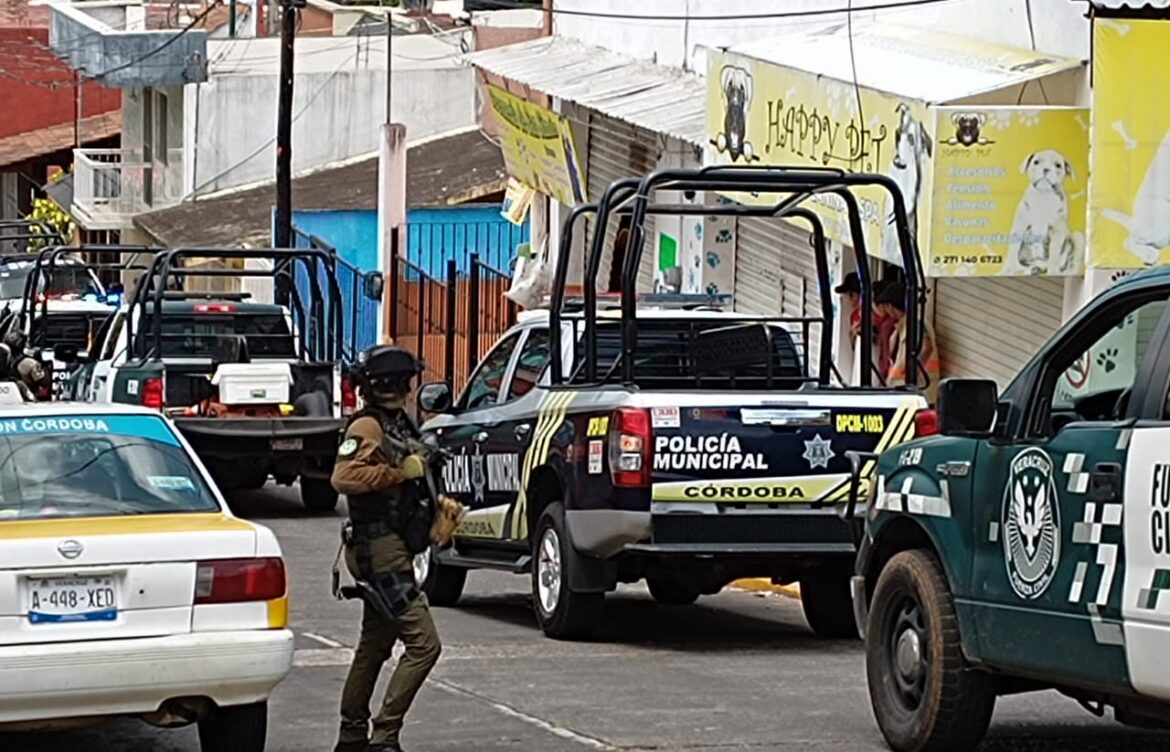 Balacera deja un muerto y un policía herido, en Veracruz