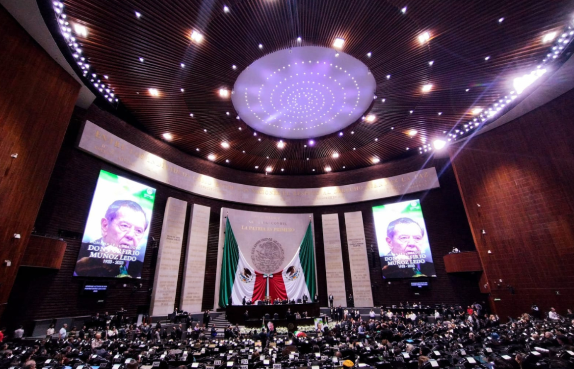 Despiden con homenaje a Porfirio Muñoz Ledo