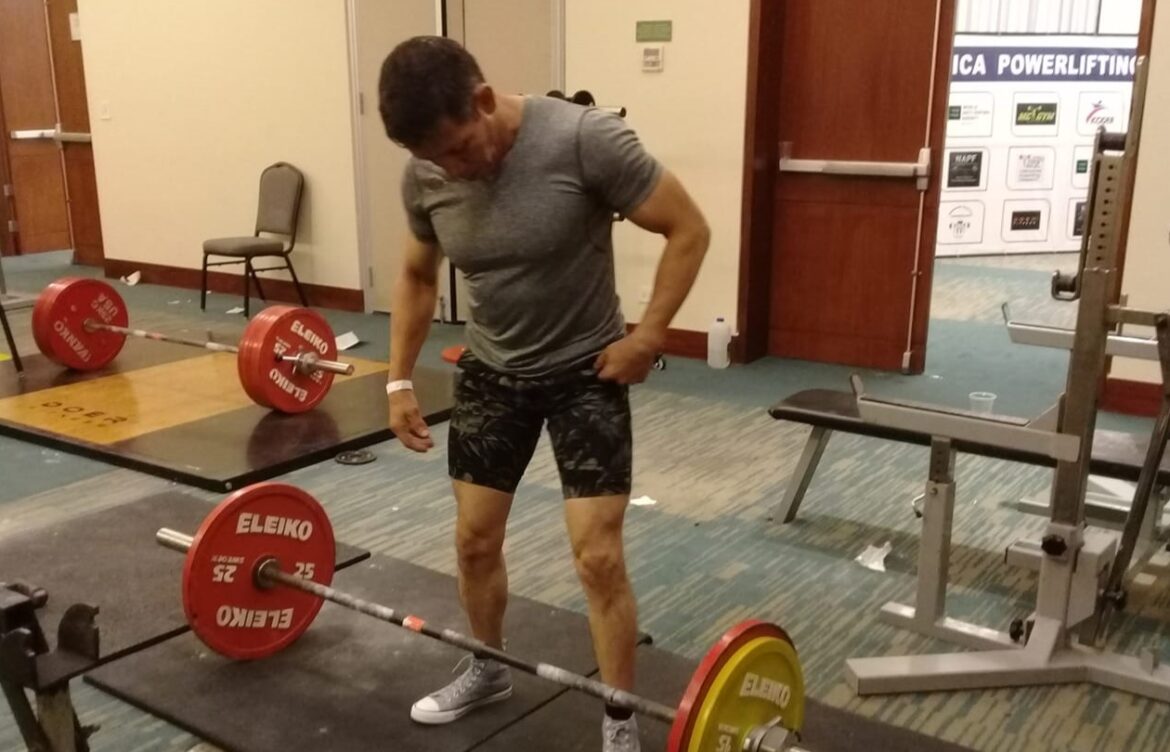 Óscar Mejía representará a México en campeonato americano de powerlifting