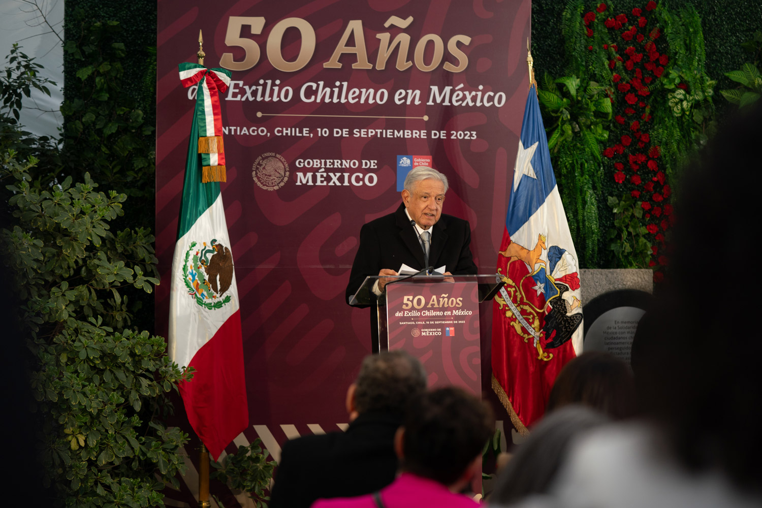 Salvador Allende es símbolo de la dignidad: AMLO