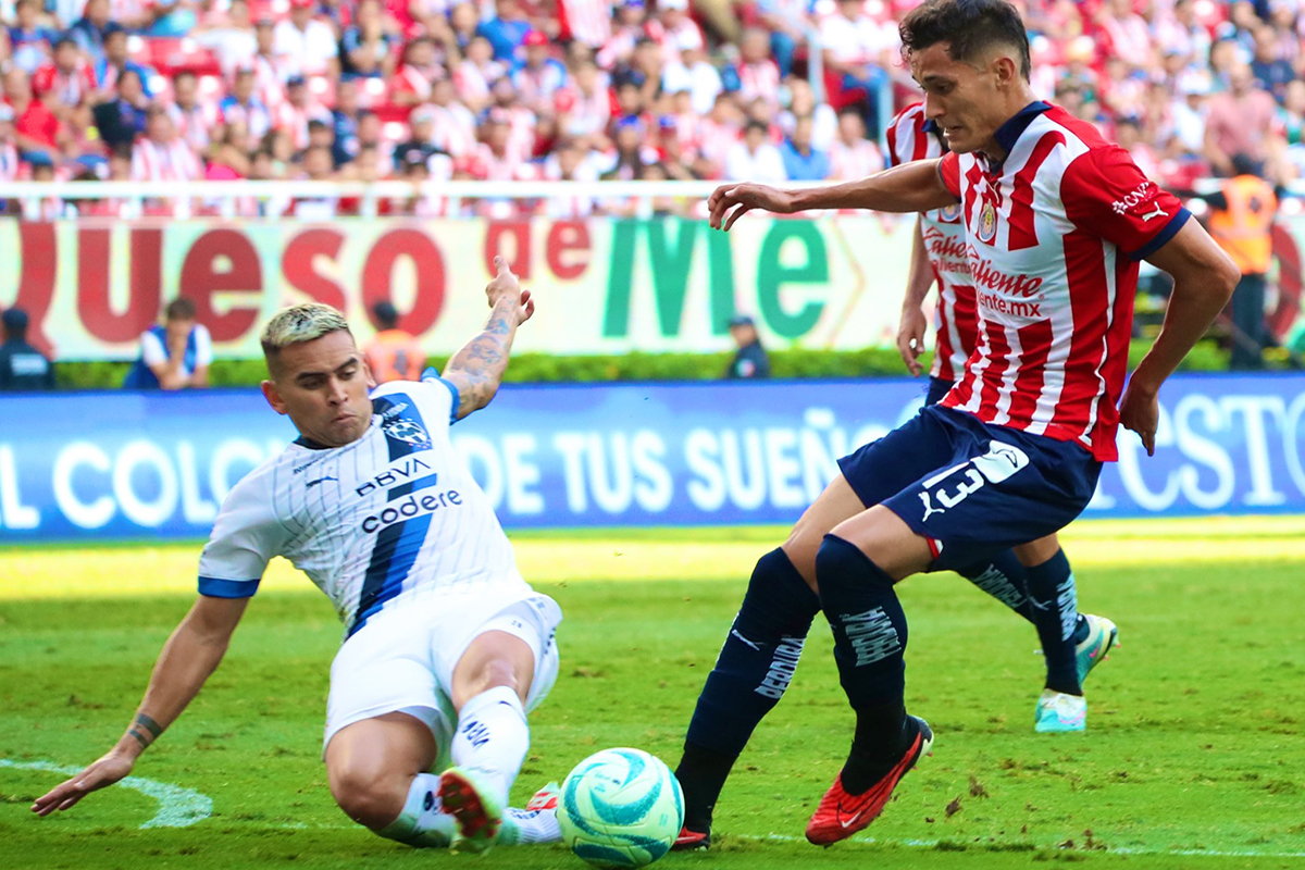 Chivas cayó ante Rayados: 1-2