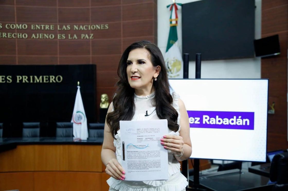 Kenia López afirma que ella debe estar al frente de la CDMX por su ‘honestidad’