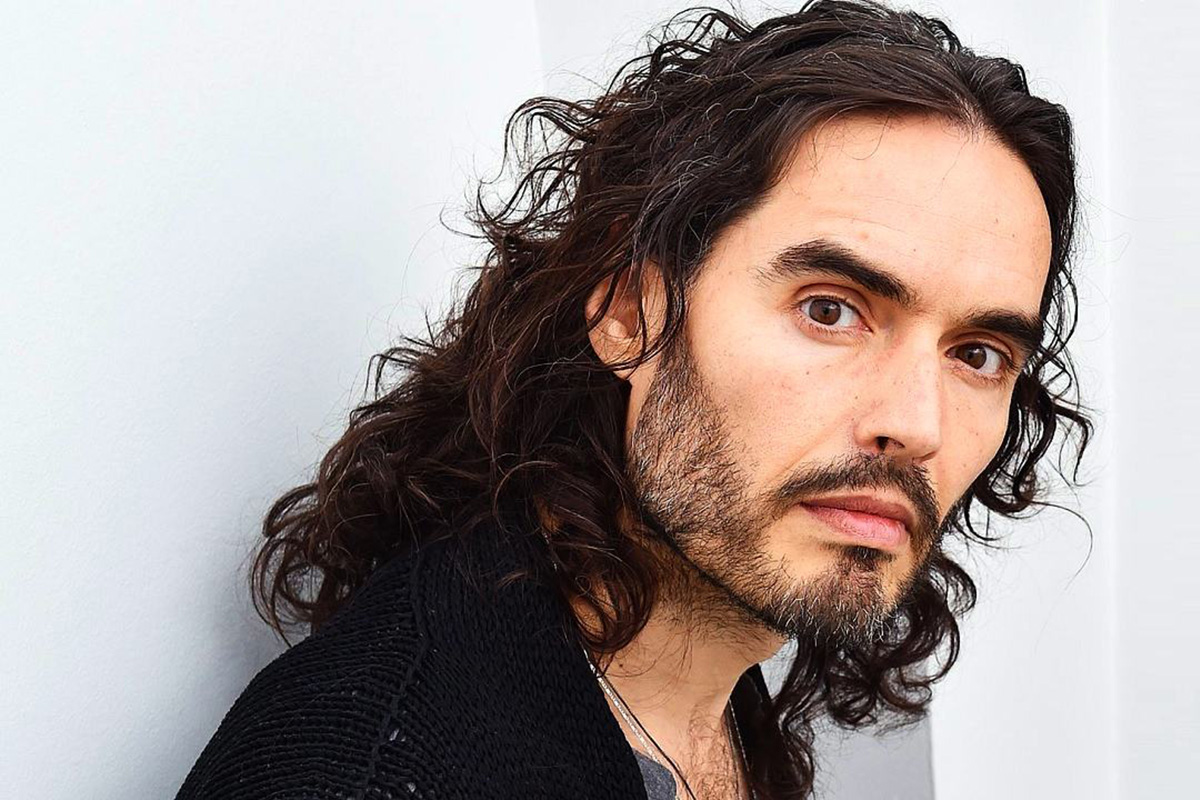 Acusan cuatro mujeres de violación a Russell Brand