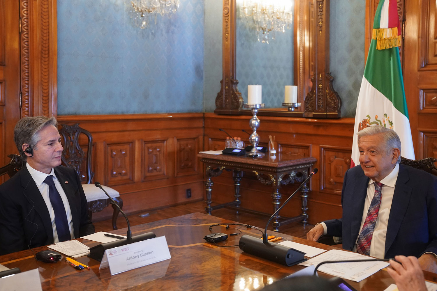 AMLO confía en que Biden no construirá muro fronterizo tras reunión con Anthony Blinken 