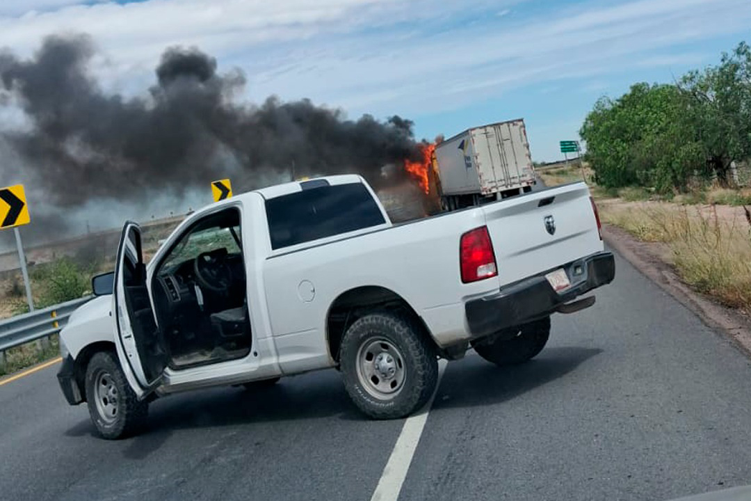 Traslado de reos causa riña en penal y bloqueos en Fresnillo