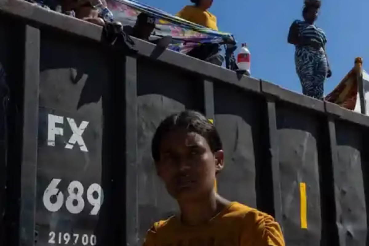 Miles de migrantes varados en frontera norte y sur de México