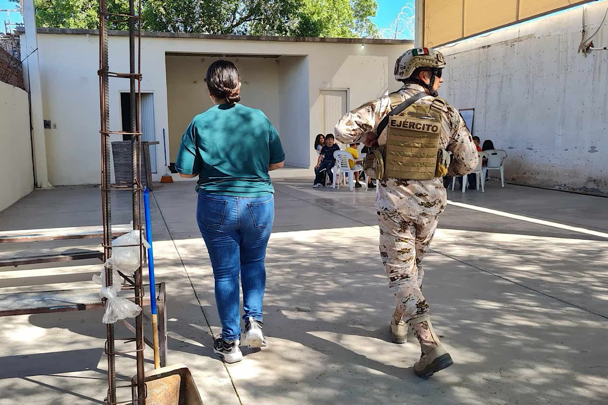 Lanzaron una bomba molotov en escuela de catecismo en Sonora