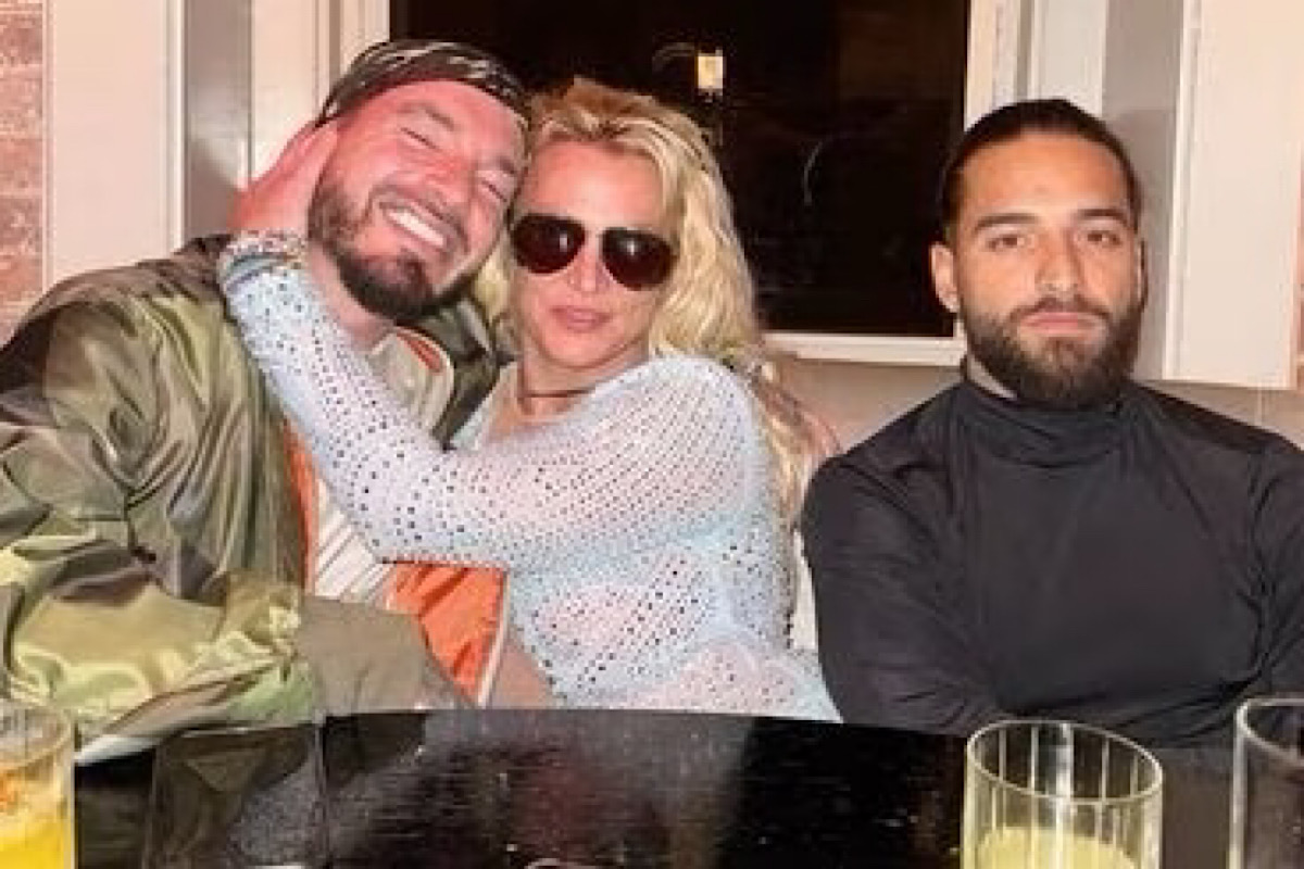 ¡Felices los tres! Britney Spears se reúne con Maluma y J Balvin