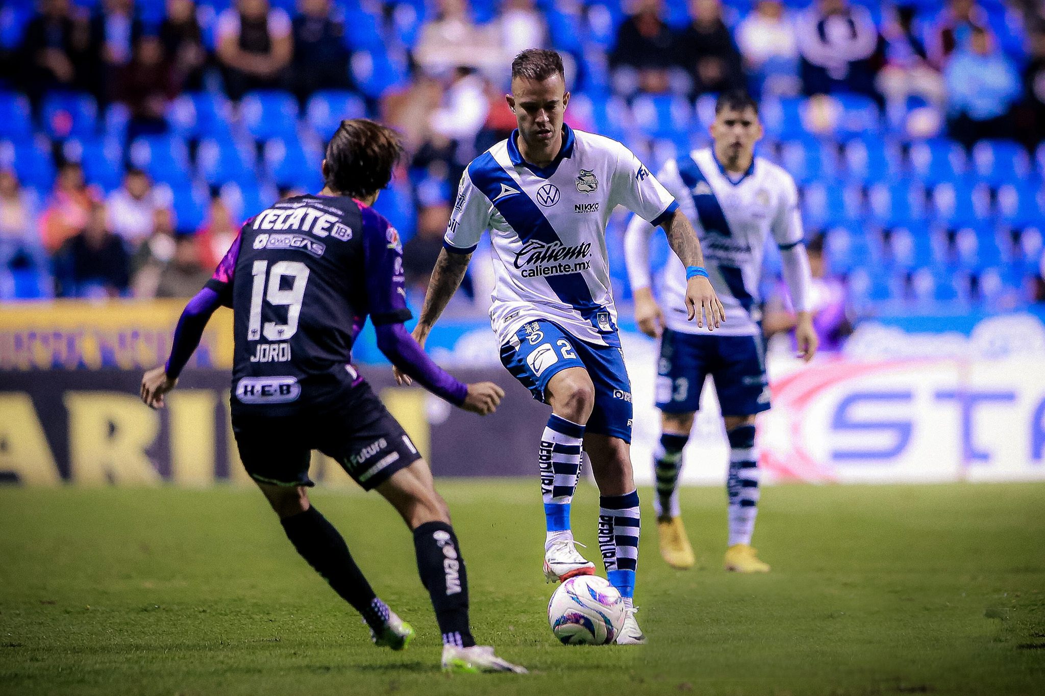 Rayados apenas empata 1-1 con el sotanero Puebla