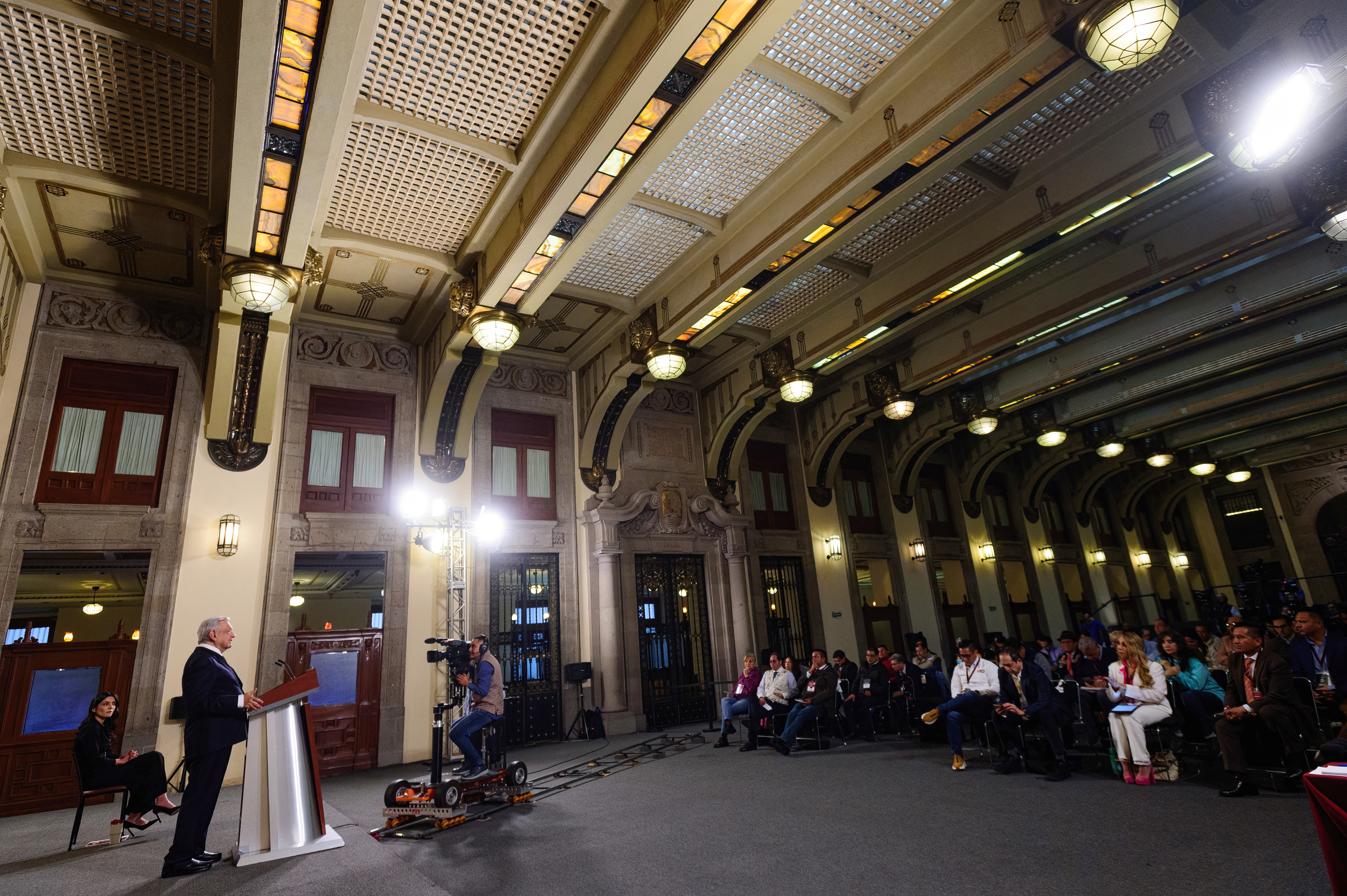 AMLO respalda ratificación de Ernestina Godoy como titular de la Fiscalía de CDMX