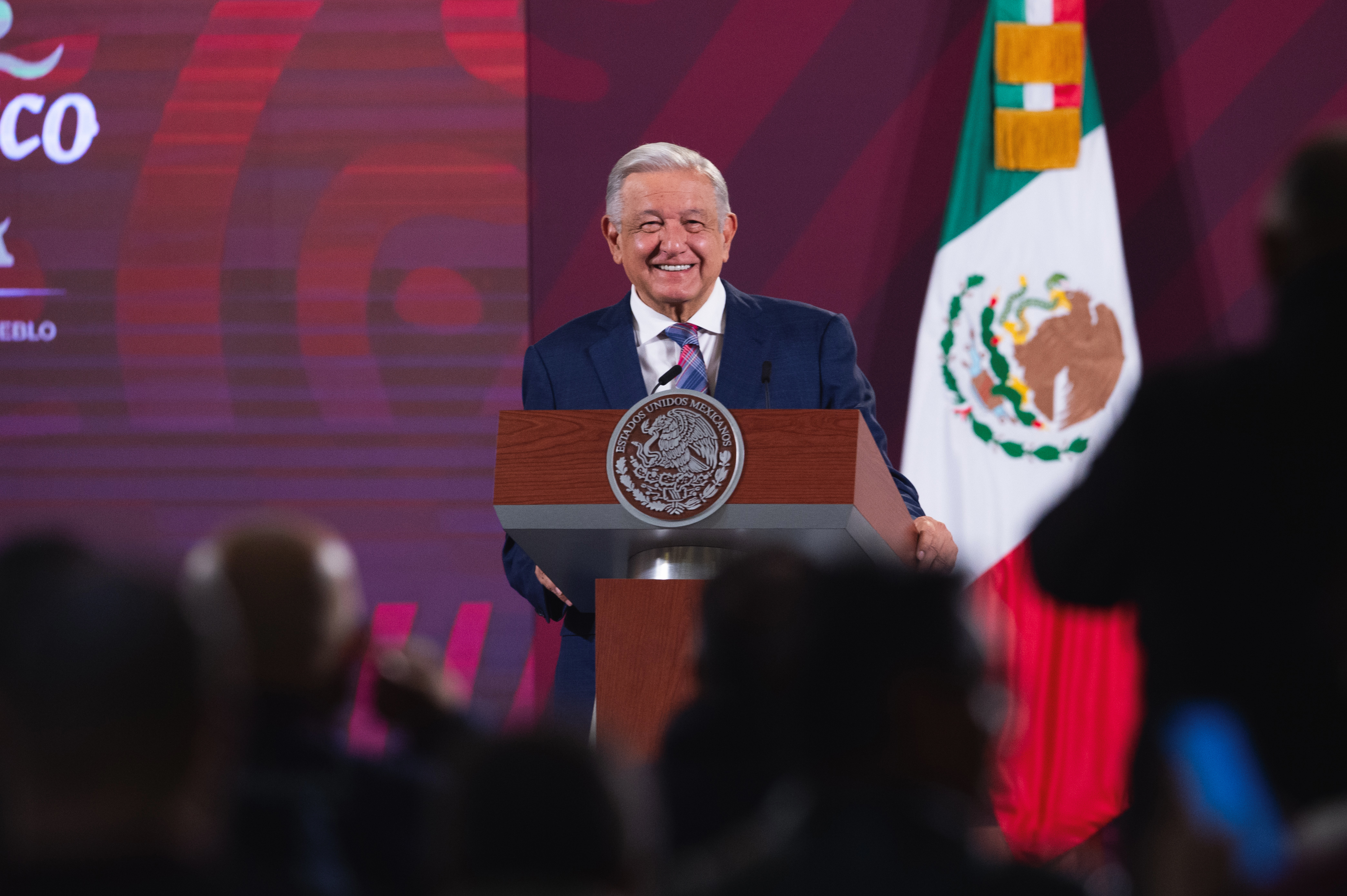 AMLO proyecta reducción de la pobreza del 10 por ciento hacia el cierre de su sexenio
