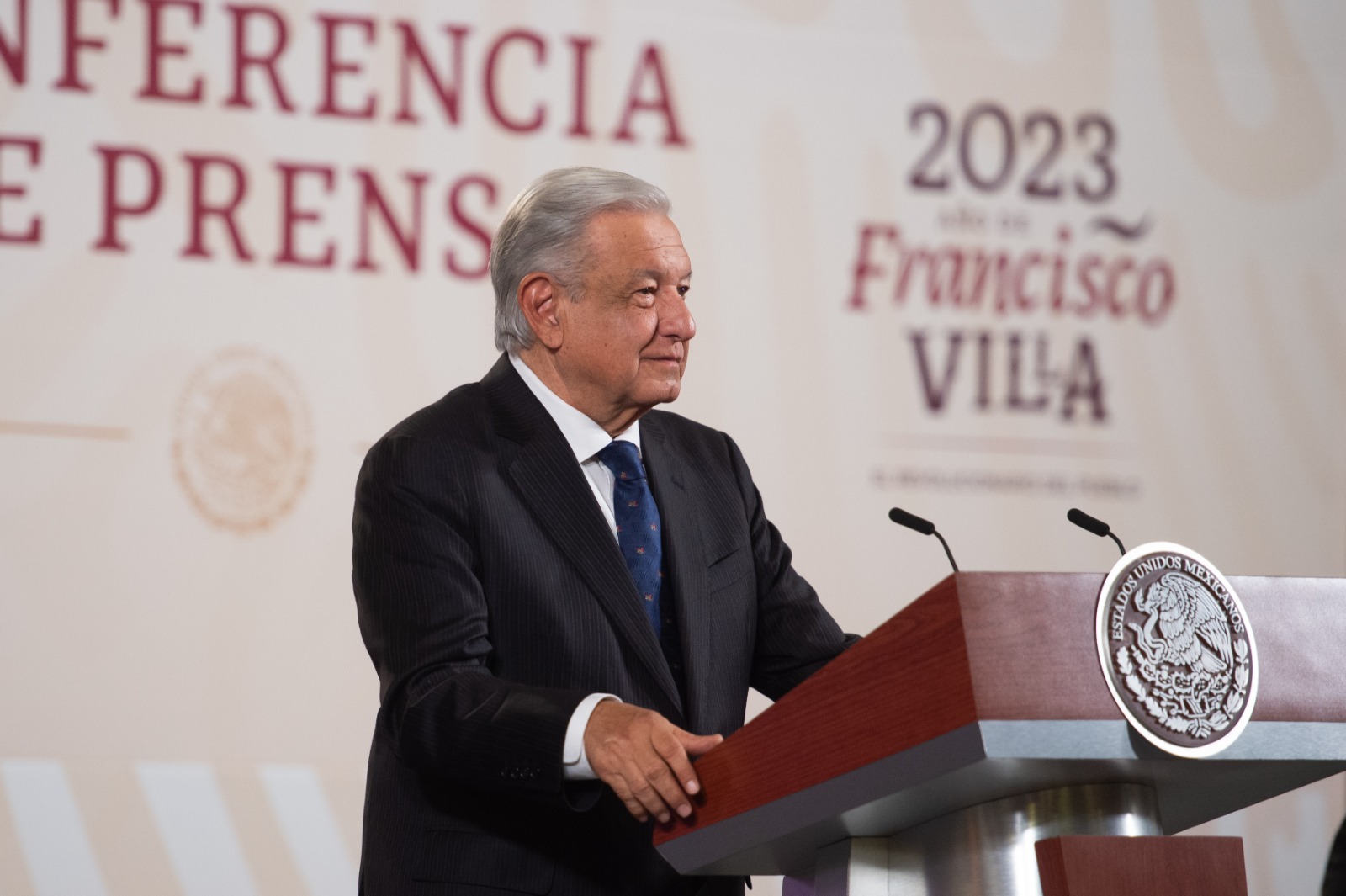 Modifican posdata previa a las mañaneras; INE ordenó eliminarla