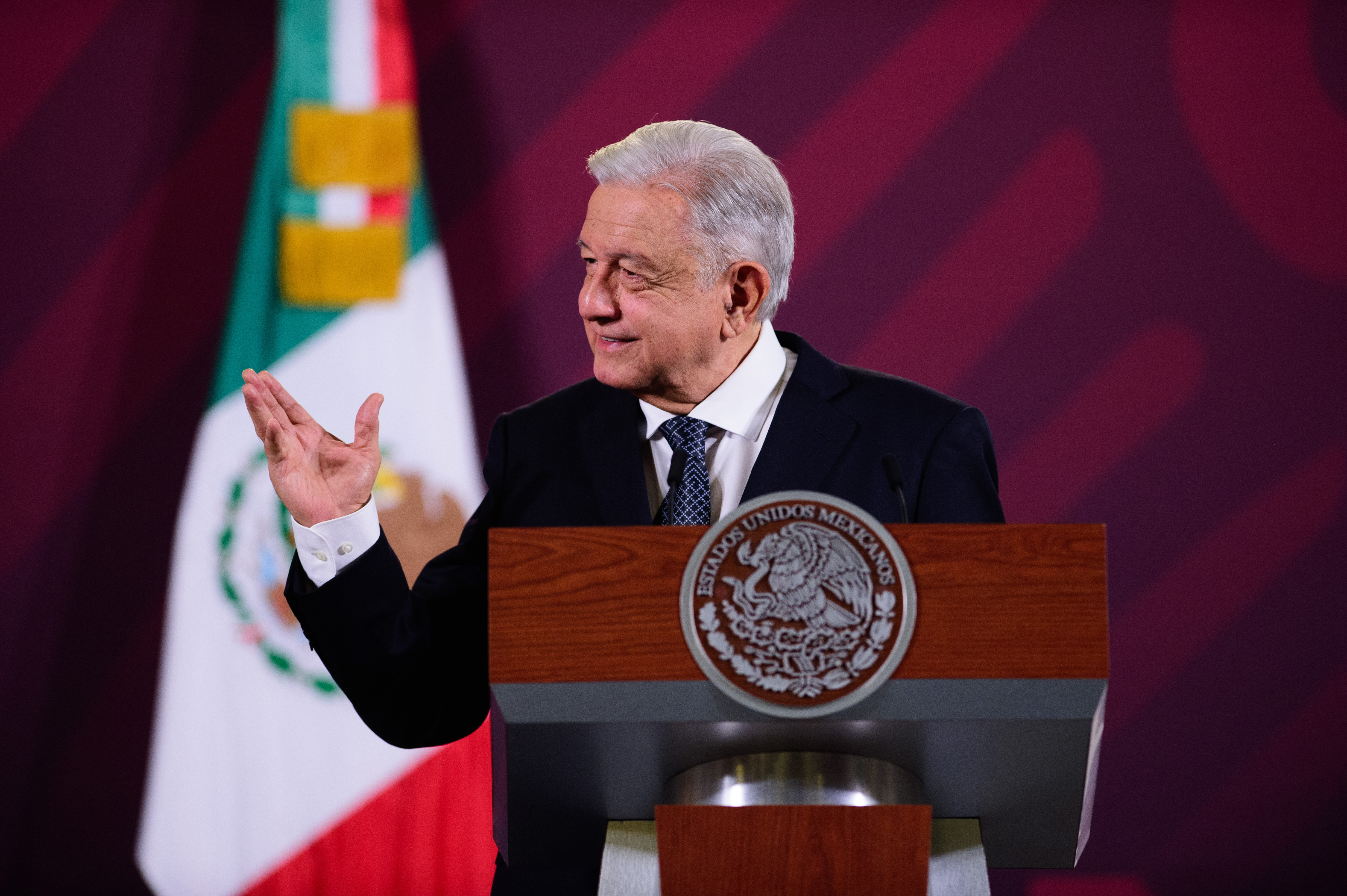 AMLO afirma que Sánchez Cordero votó contra extinción de fideicomisos por ‘solidaridad al gremio’
