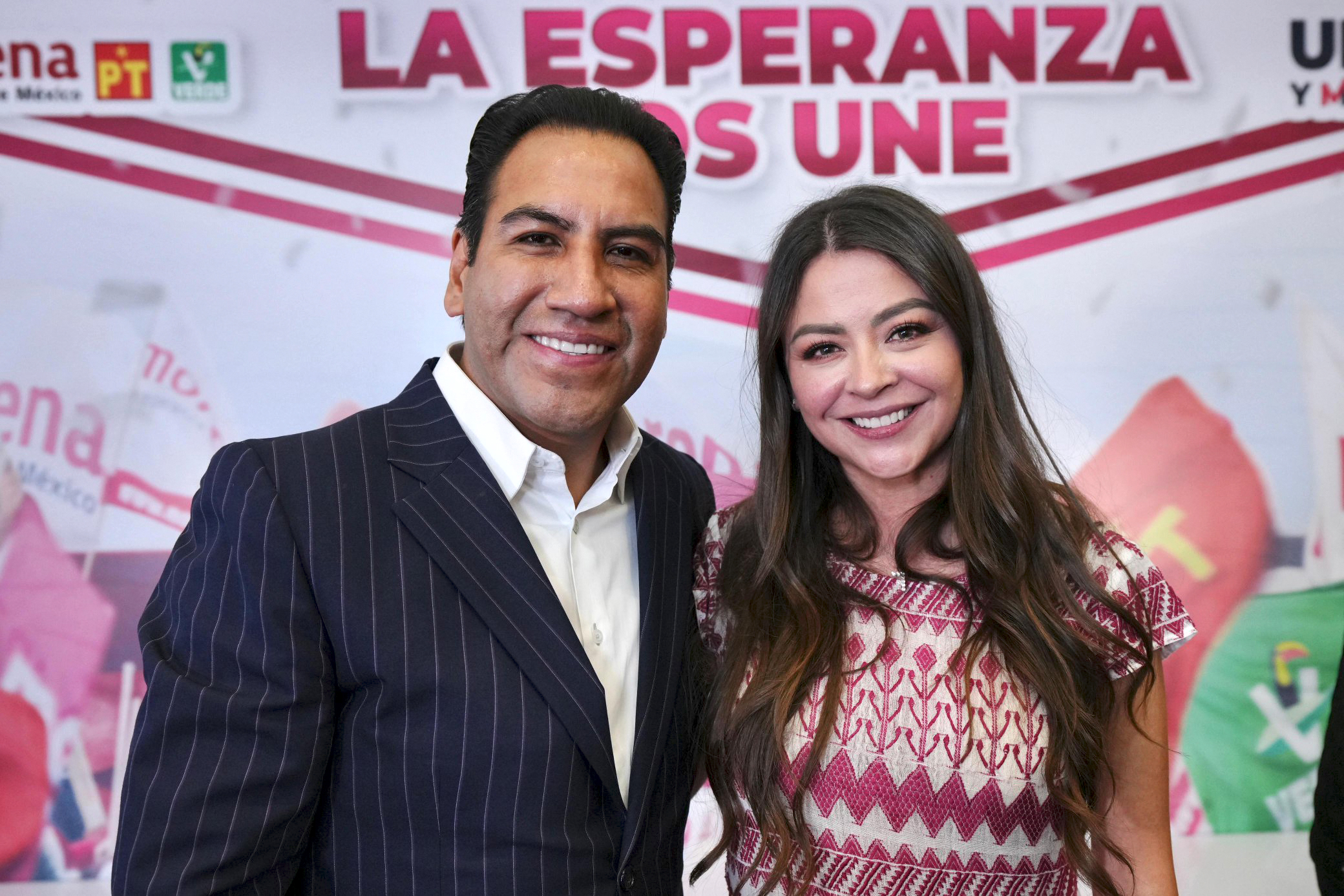 Eduardo Ramírez y Sasil de León lideran encuesta de Morena en Chiapas
