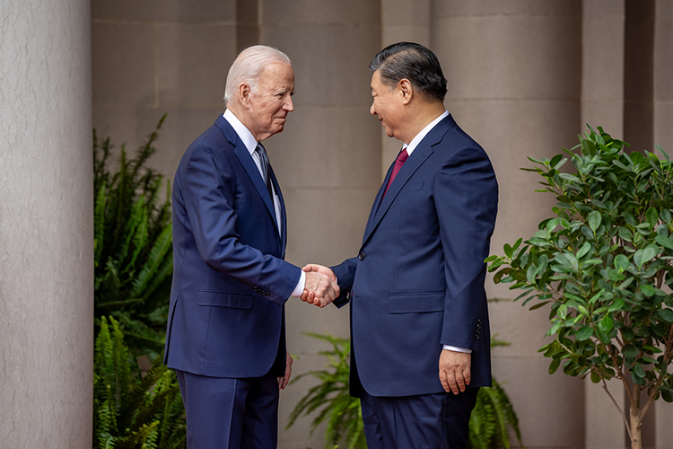 Llama Joe Biden ‘dictador’ a Xi Jinping tras reunión de APEC en EU