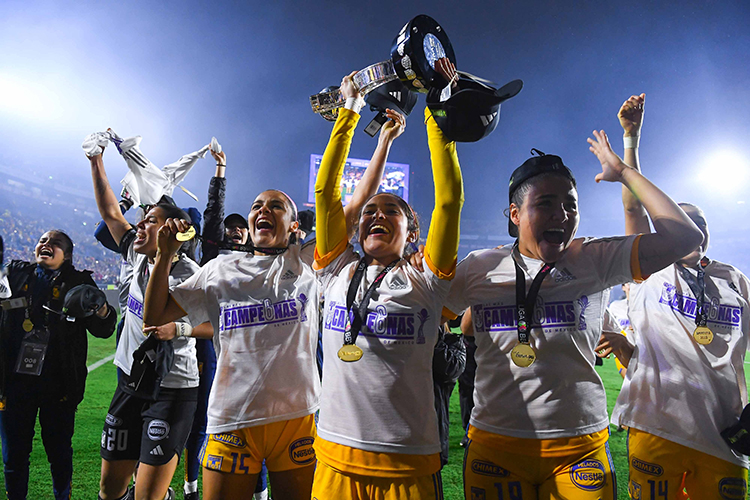 ¡Tigres Femenil son campeonas!