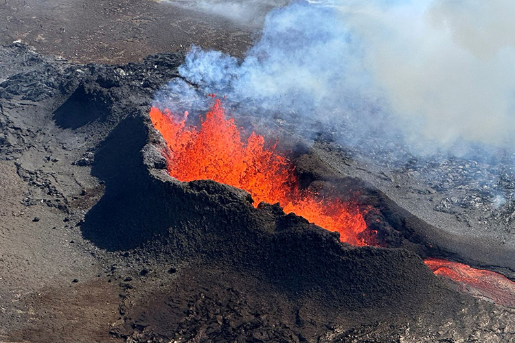 Islandia declara estado de emergencia por amenaza de erupción volcánica