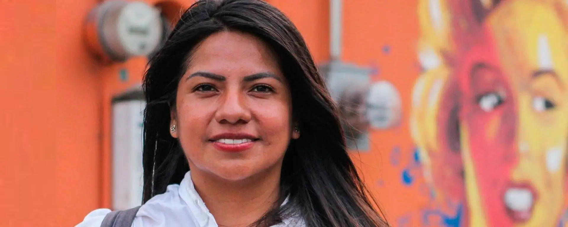 Indira Kempis le canta tiro a Samuel García por candidatura presidencial
