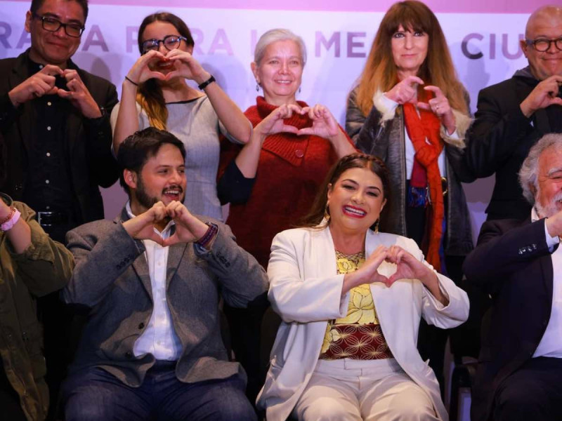 Presenta Brugada a integrantes del consejo asesor