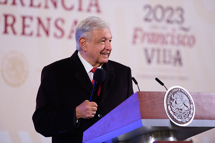 Es el colmo pagar sus instituciones con presupuesto: AMLO