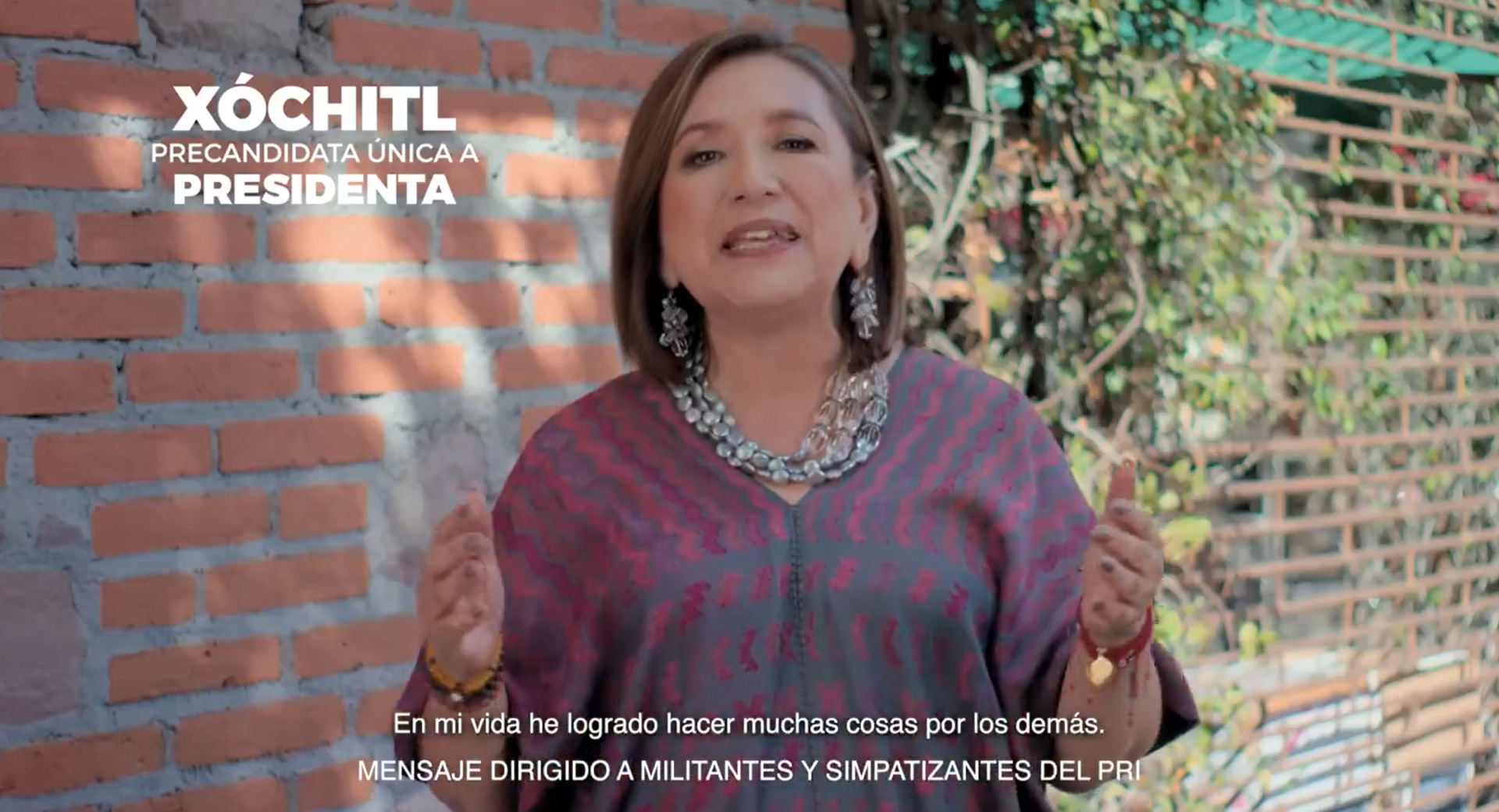 Xóchitl Gálvez presume logros de su carrera política