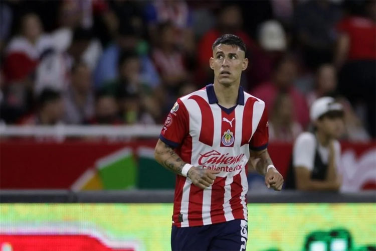 Se va el ‘Chicote’ Calderón de las Chivas
