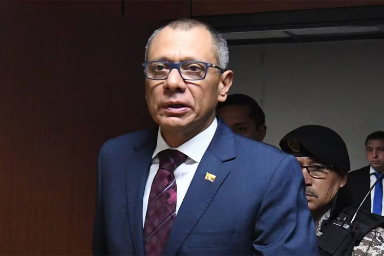 Jorge Glas, exvicepresidente de Ecuador, pide asilo político en México