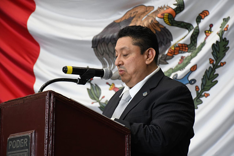 Sostiene Congreso de Morelos a Uriel Carmona como fiscal