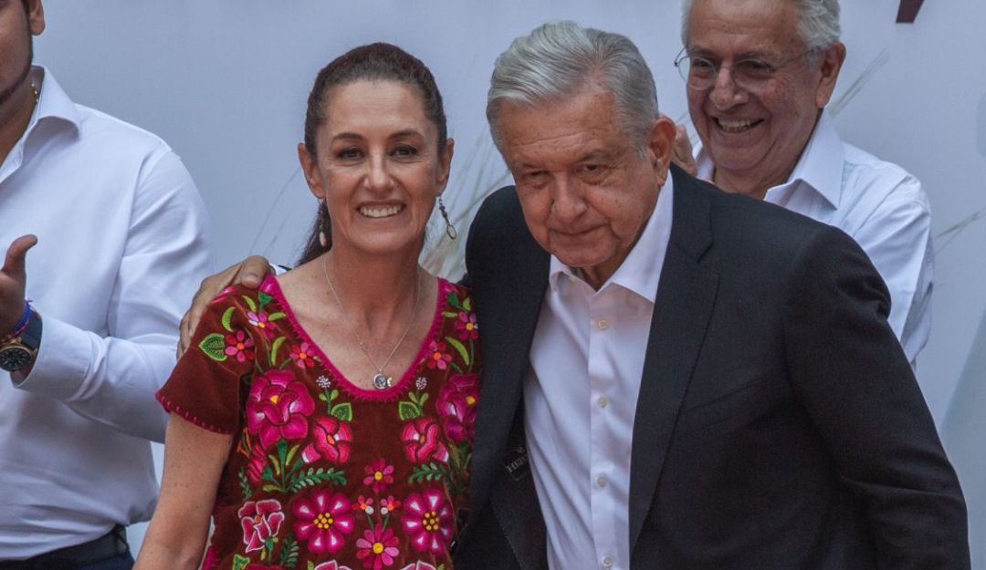 AMLO defiende a Claudia y le solicita a Sanjuana Martínez presentar pruebas sobre ‘moche’