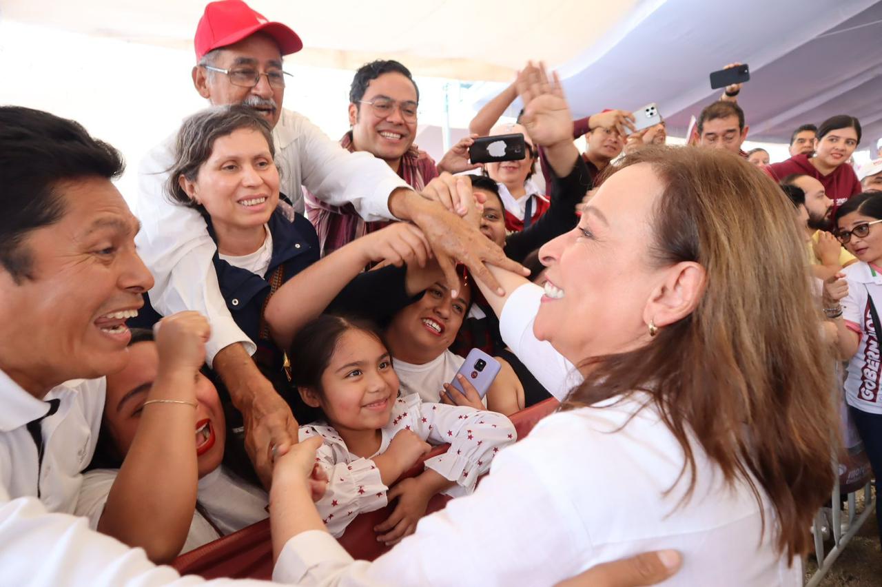 Rocío Nahle, desde Emiliano Zapata, da la bienvenida al presidente López Obrador 