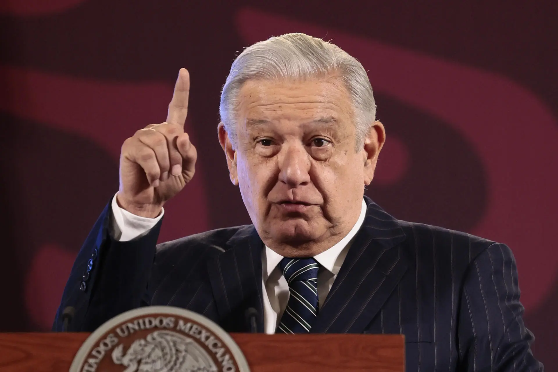 AMLO aclara que no desaparecerá a todos los organismos autónomos