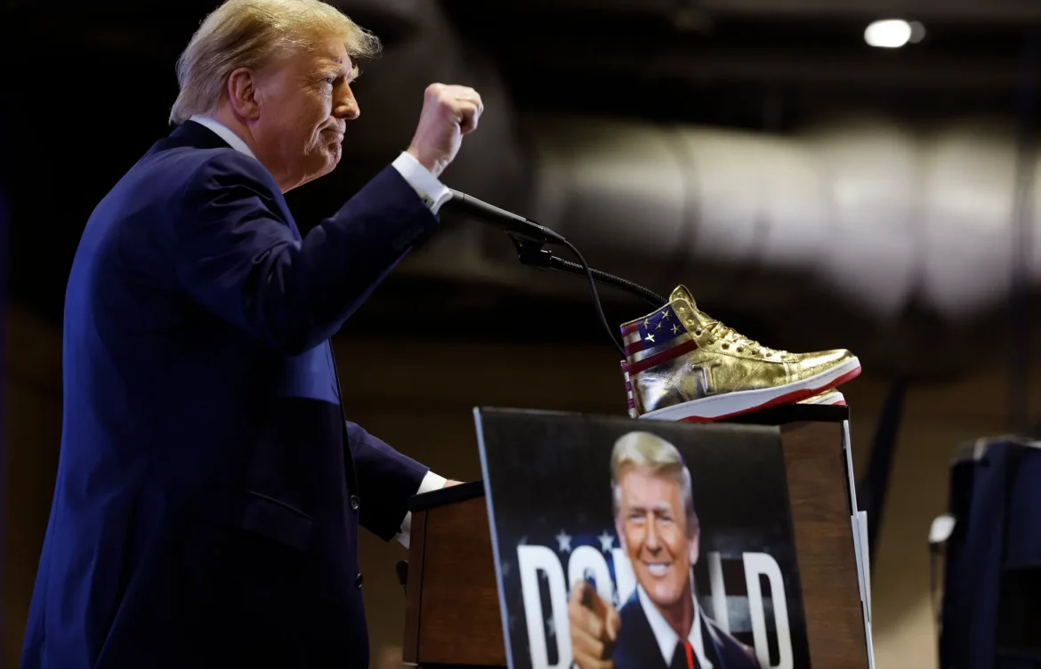 Con su línea de zapatillas doradas, Trump vende algo más que calzado