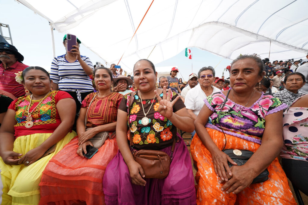 Avanzan posibilidades comerciales con la costa este de Estados Unidos: AMLO.