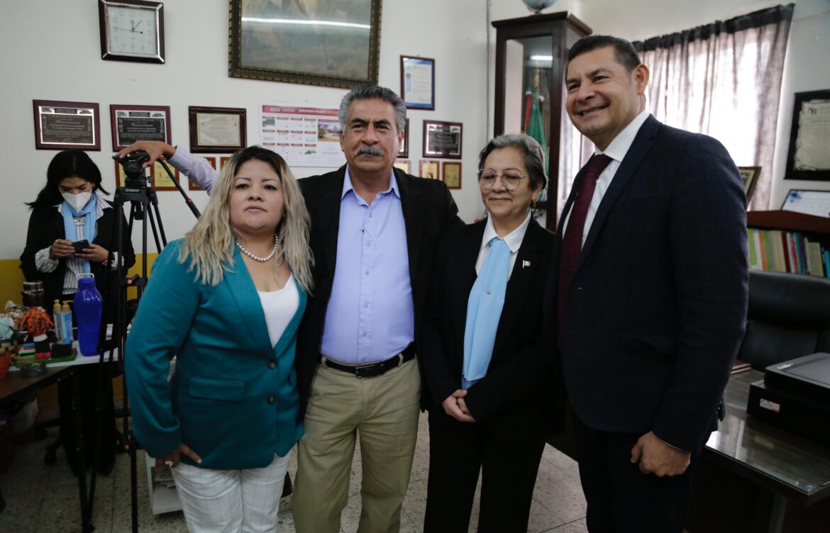 Alejandro Armenta: ‘Educación pública es humanista y cambia vidas’